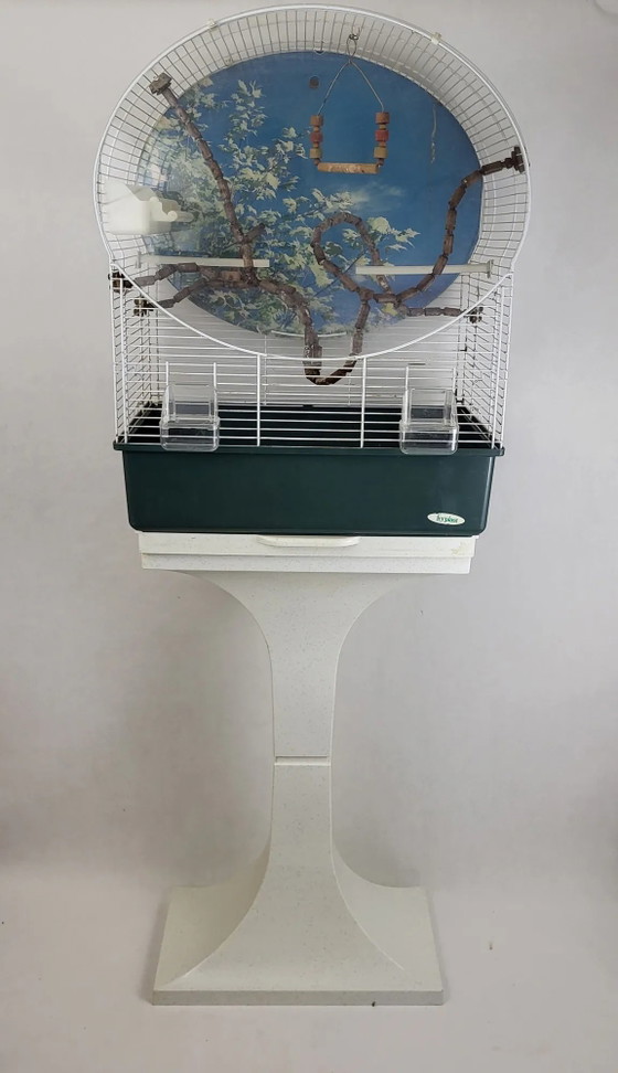Vintage free standing bird cage – Decorative Objects, Plastic (photo 2 of 12)