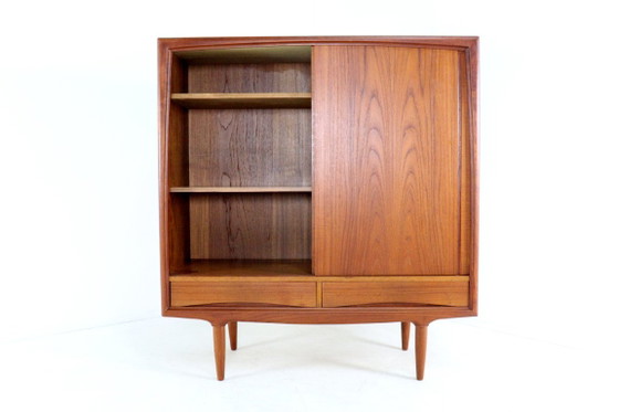 Axel Christen per Aco Mobler credenza danese vintage – Credenze alte, Wood (photo 7 of 16)