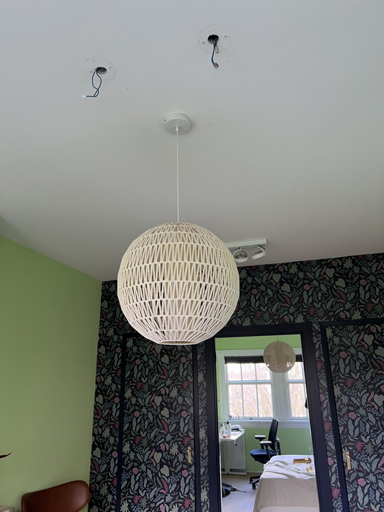 Image 1 of 2x Grote Ronde Hanglamp – Gevlochten / Rotan Look