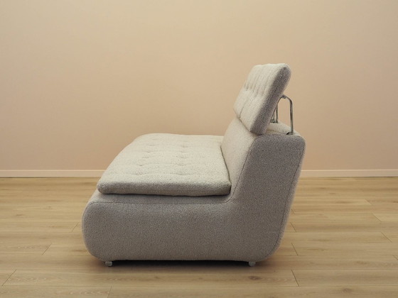 Image 1 of Beige bank, Italiaans design, jaren 80, gemaakt in Italië