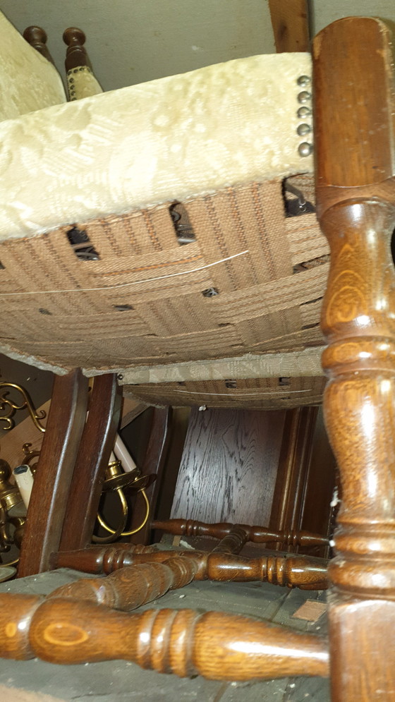 Image 1 of 6 klassische Esszimmerstühle aus Eiche