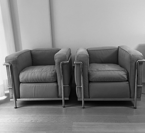 Image 1 of 2 cojines Cassina LC2 de mezclilla azul, originales con estructura LC2