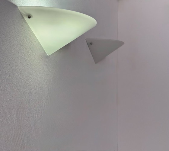 Image 1 of Paire d'appliques vintage, chrome et opaline, France, 1980