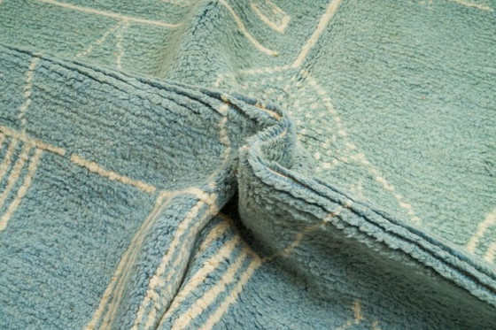 Image 1 of Luxuriöser marokkanischer Beni-Ourain-Teppich aus edler Wolle – Handgeknüpfter geometrischer marokkanischer Teppich