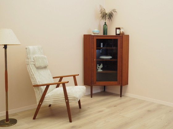 Danish teak corner display cabinet on tapered legs, 1960s – Wood (photo 2 of 12)