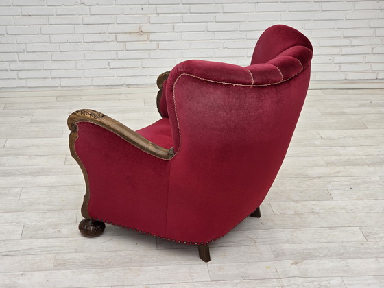 Image 1 of Chaise relax danoise des années 1960, velours de meuble rouge cerise, bois de chêne