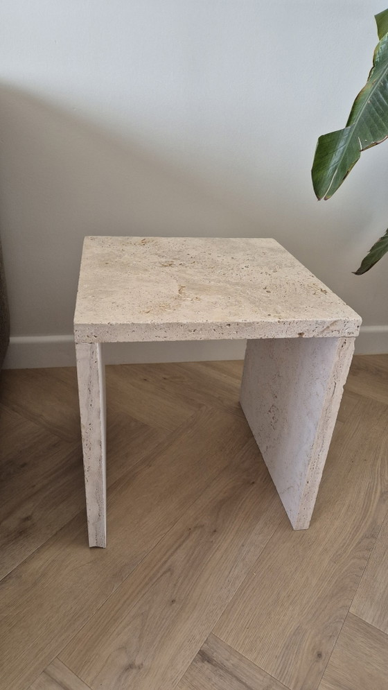 Image 1 of Set van 2 natuurstenen tafels