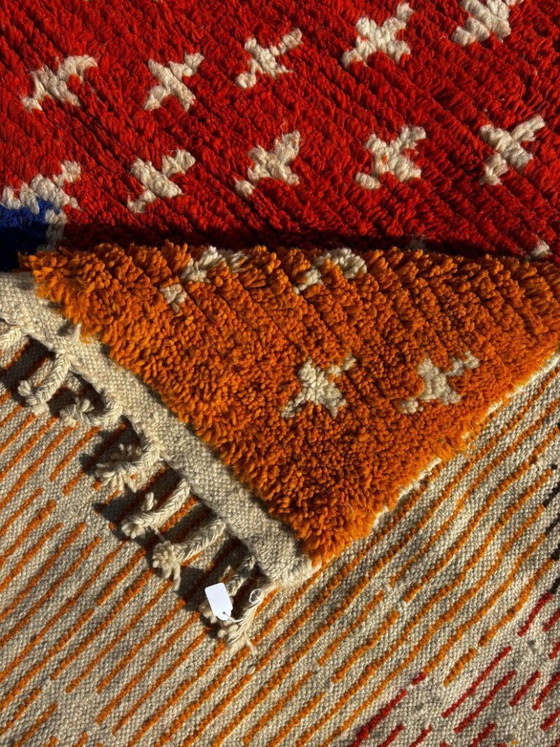 Image 1 of Tappeto Boujad marocchino arancione, 250x150 cm, in lana – Tappeto per interni moderni – Realizzato a mano da donne berbere