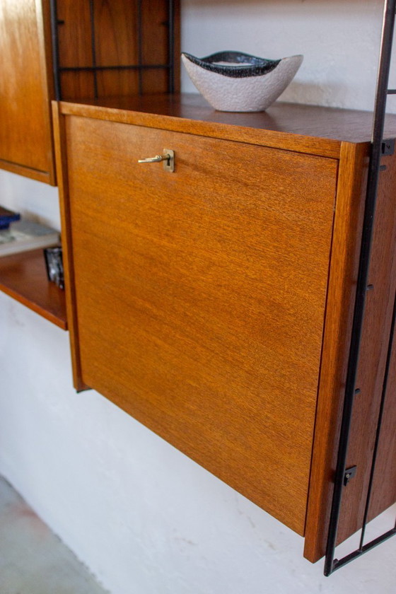 Image 1 of Mensola vintage in teak, mensola a muro, credenza, metà del XX secolo, anni '60