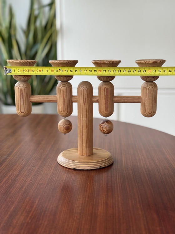 Image 1 of Vintage Aarikka Finland houten kandelaar - zeldzaam Scandinavisch design