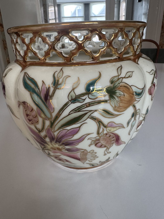Image 1 of Zsolnay Pécs Hand-painted Art Nouveau Cachepot | Model 1064 | Approx. 1900-1930
