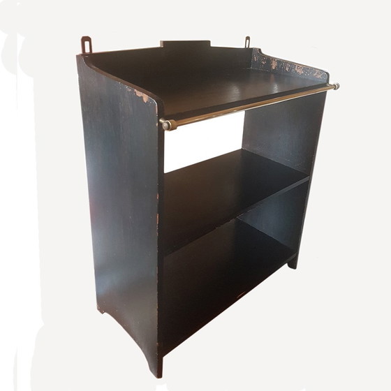 Image 1 of Estantería colgante de madera ennegrecida con detalles de latón, años 30