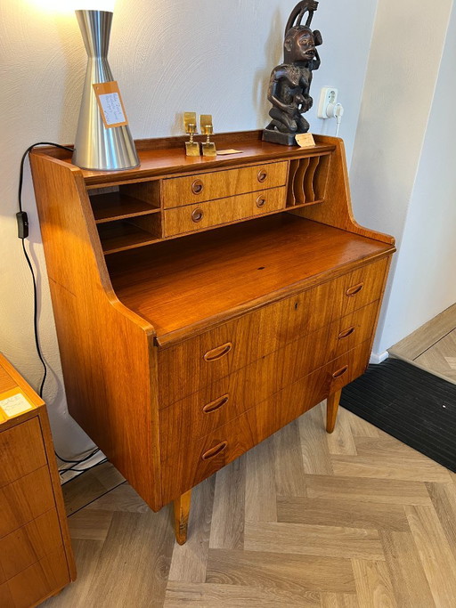 Vintage schwedischer Sekretär, Egon Ostergaard für SMI, 1960er Jahre – bureau, Wood (photo 2 of 10)