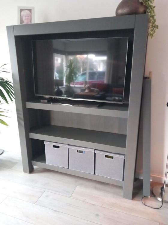 Image 1 of TV-/Bücherregal