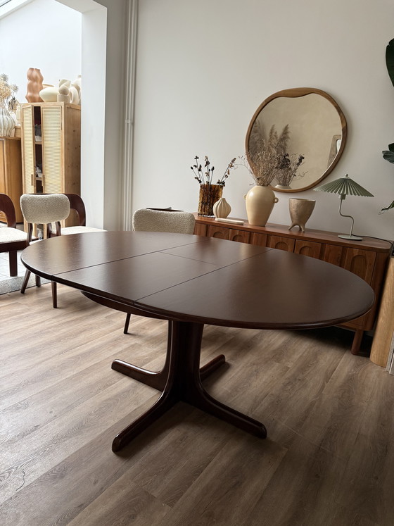 Image 1 of Mesa de comedor de diseño danés