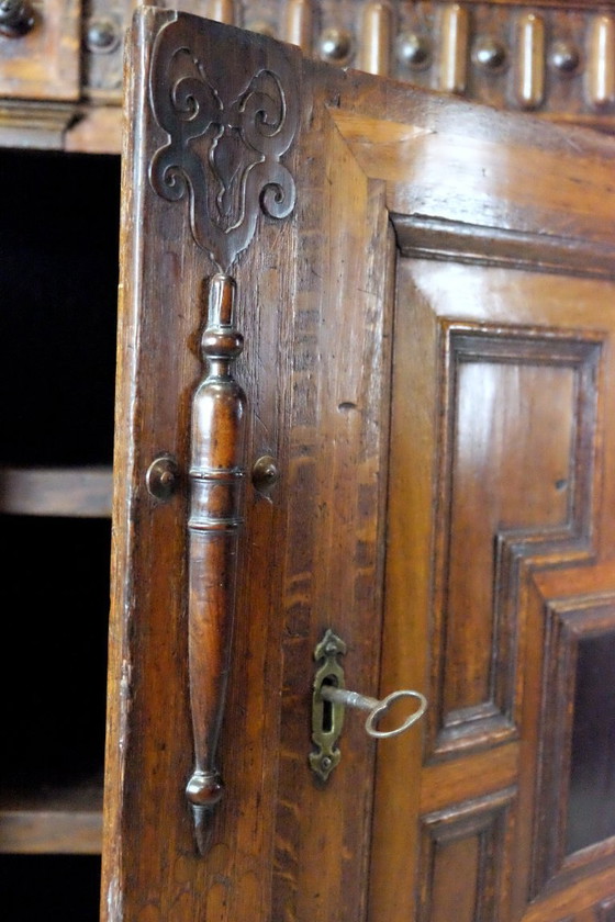 Image 1 of Auténtico armario zelandés del siglo XVII