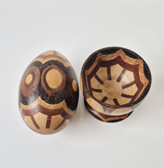 Image 1 of Grande uovo di legno antico, come Therese Trethan, Wiener Werkstätte, Koloman Moser