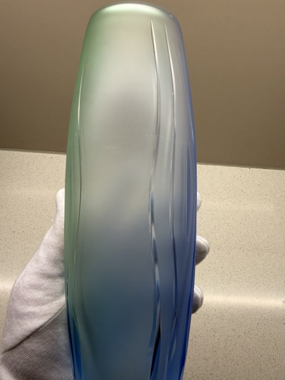 Caithness Vase – Glass (photo 9 of 10)