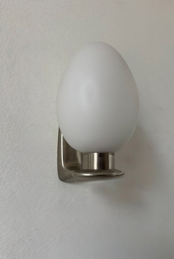 Image 1 of Coppia di applique vintage, metallo cromato e vetro satinato, Francia, 1970