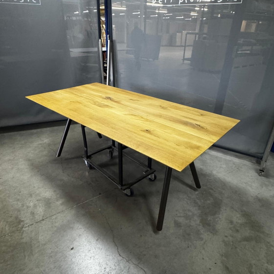 Parade – Bert Plantagie, Tables de salle à manger (photo 6 of 6)