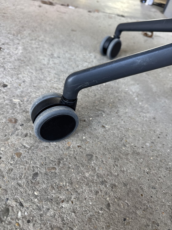 Image 1 of Muuto fiber bureaustoel