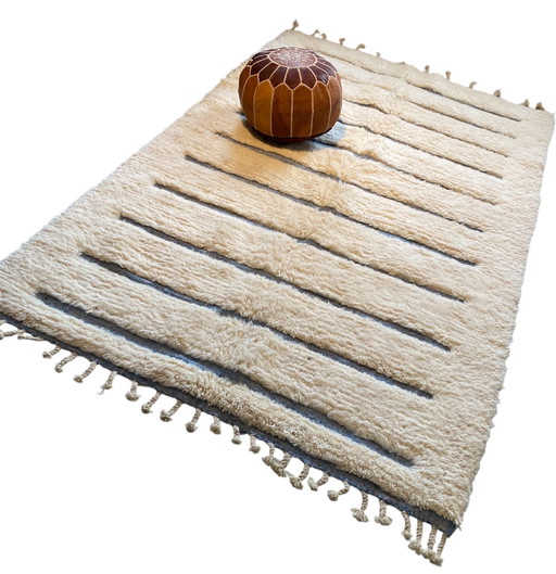 Luxuriöser handgeknüpfter Berberteppich – Atlaswolle – 250 x 150 cm – Moderner Boho-Stil