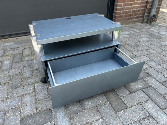 Image 1 of Leolux Verso Meuble TV bleu clair métallisé