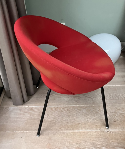 Artifort Nina rood stoel