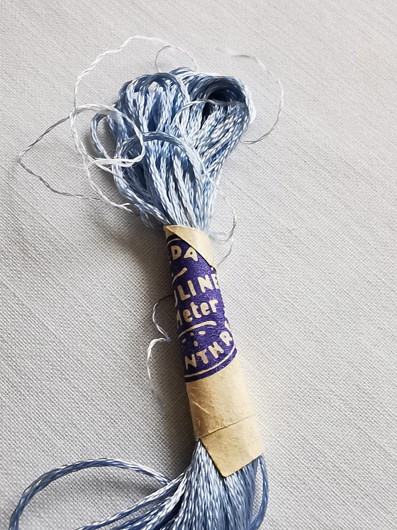 Image 1 of 1950, Mantel bordado a mano