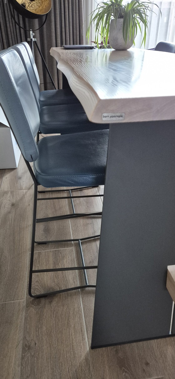 Image 1 of For sale Bert Plantagie bar table with 6 stools also Bert Plantagie