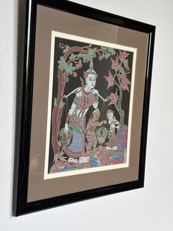 Image 1 of Prachtige traditionele Thaise zijdeschildering – ingelijste volkskunst

