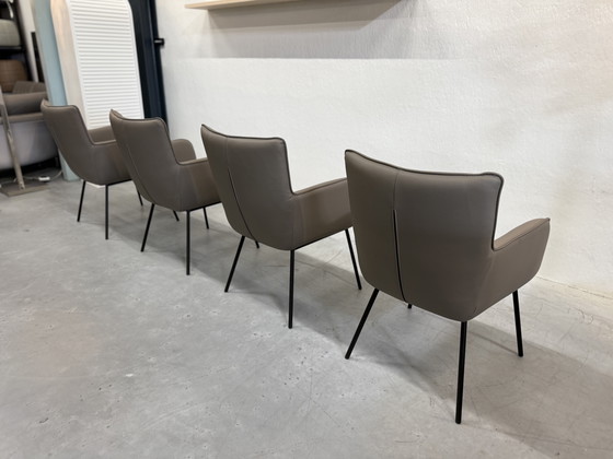 Image 1 of 4 HE Design Freya Esszimmerstühle Leder