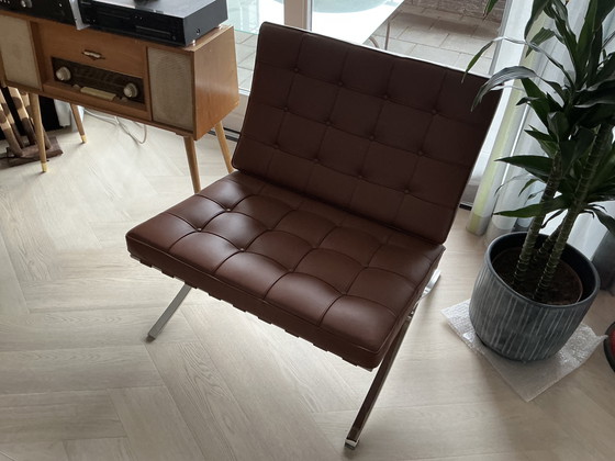 Image 1 of Silla Barcelona impecable