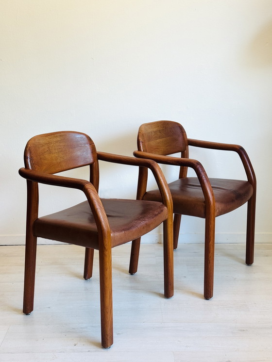 Image 1 of Vintage Deense stoelen van teak met leer