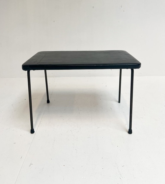 Image 1 of Poltrona modello 5002 con tavolo di Rudolf Wolf per Elsrijk, anni '50