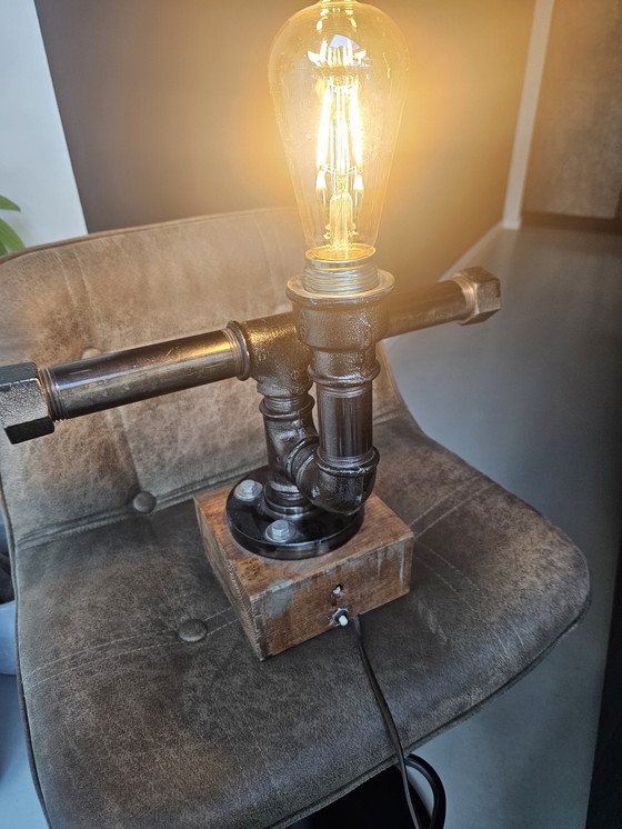 Image 1 of Industrielle Tischlampe