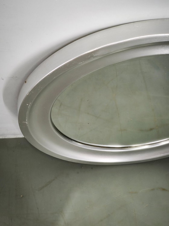 Specchio da Parete Rotondo Italiano Space Age Anni '70 con Cornice Argentata – Plastic (photo 5 of 9)