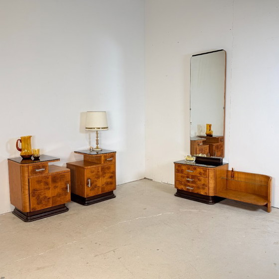Set of 2 Walnut Burl Nightstands, Jindřich Halabala, Glass, Wood, Brown (photo 5 of 14)