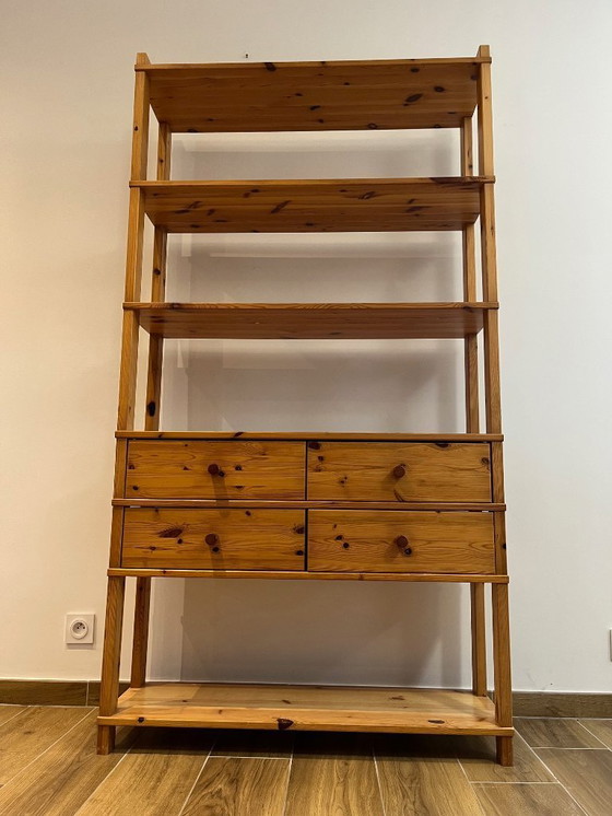 Image 1 of Grande scaffale/libreria in pino degli anni '80/'90