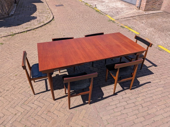 Image 1 of Zeldzame Deens Design 'Longette' Eetkamersuite van Hans Olsen voor Frem Røjle – 6 Nestbare Stoelen