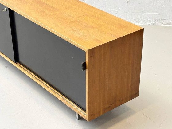 Image 1 of Aparador de nogal de Knoll International, años 60