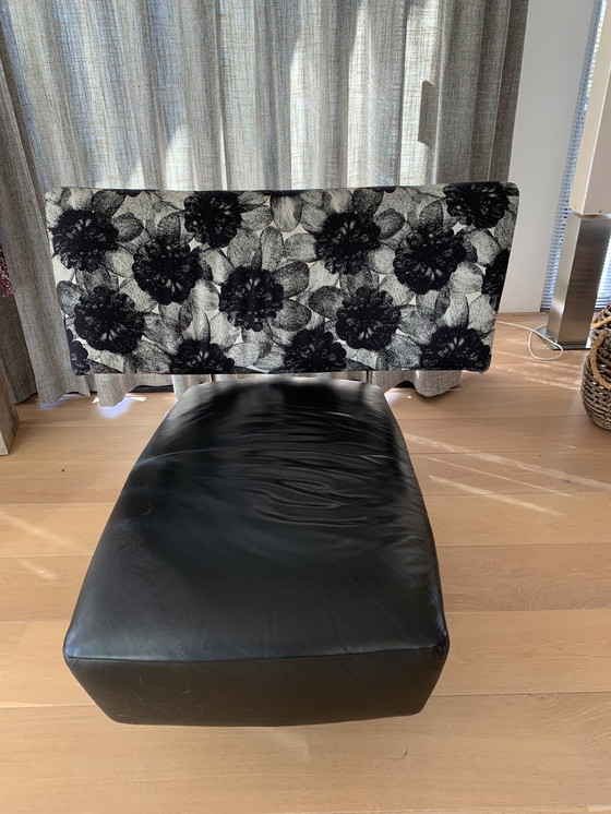 Image 1 of Leolux Akka draaibare chaise longue, evt ook als set beschikbaar