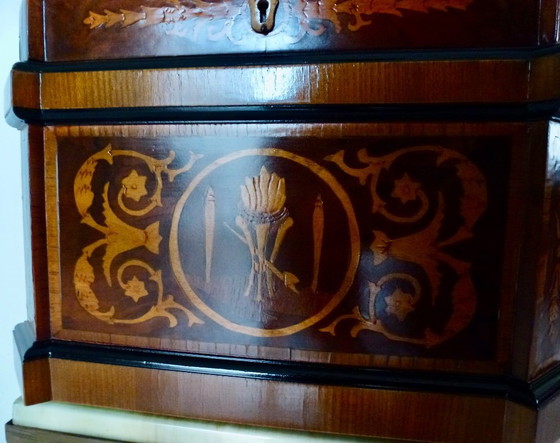 Image 1 of Meuble à boissons - Noyer - Cave à alcools - Marqueterie.