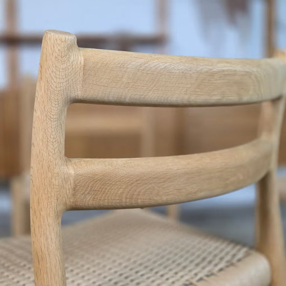 4x Niels Møller modèle 84 Chaise de salle à manger danoise en chêne savonné – J.L. Møller Møbelfabrik (photo 2 of 21)