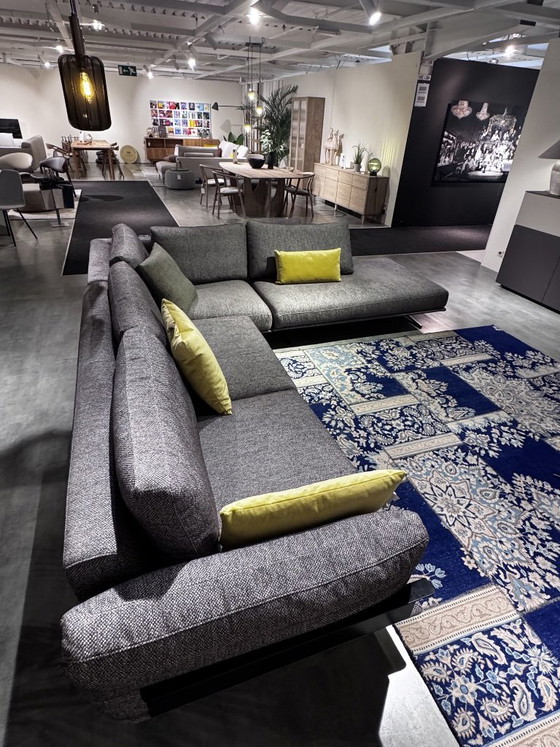 Image 1 of hoeksalon SLOW van Dion