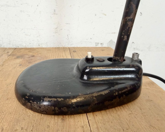 Image 1 of Zwarte industriële Bauhaus tafellamp, jaren 30