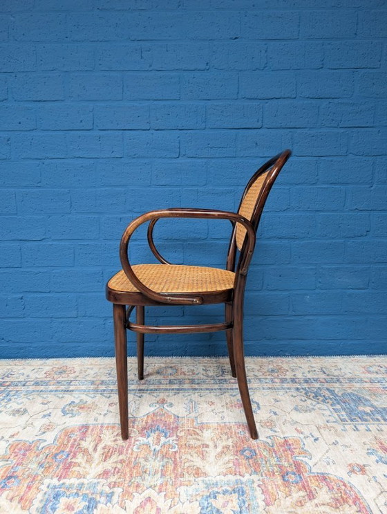 Image 1 of 7x Vintage rattan chairs, model 215r, Thonet