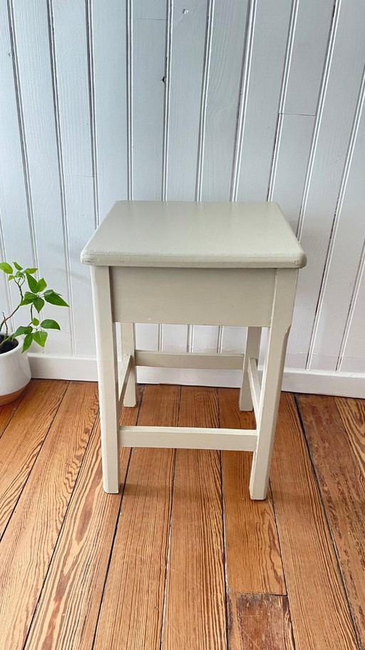 Vintage Truhenhocker aus Holz in Beige