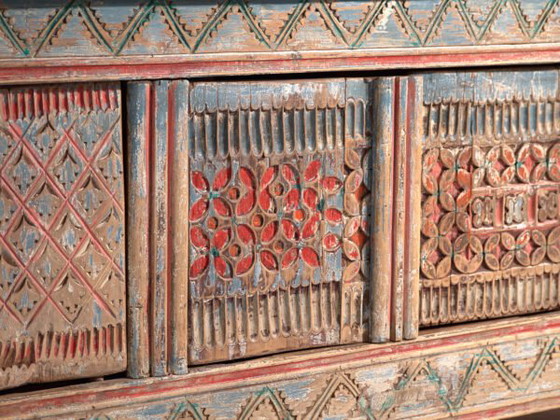 Antique carved and polychrome low sideboard in fir wood – China, circa 1930 – Iron (photo 29 of 40)