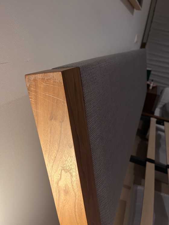 Image 1 of Struttura del letto e comodini coordinati